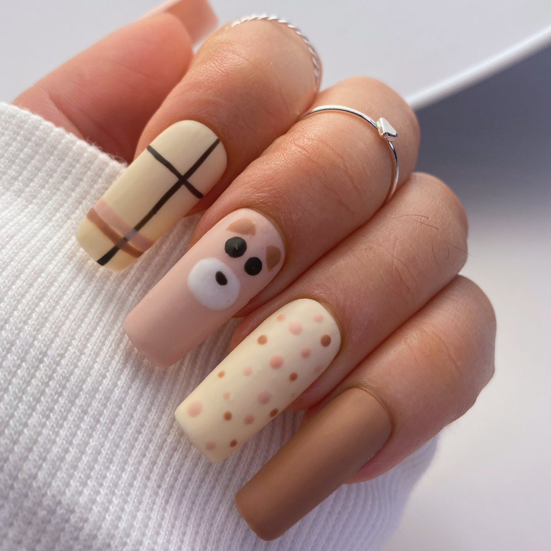 press on nails nounours couleurs tendres